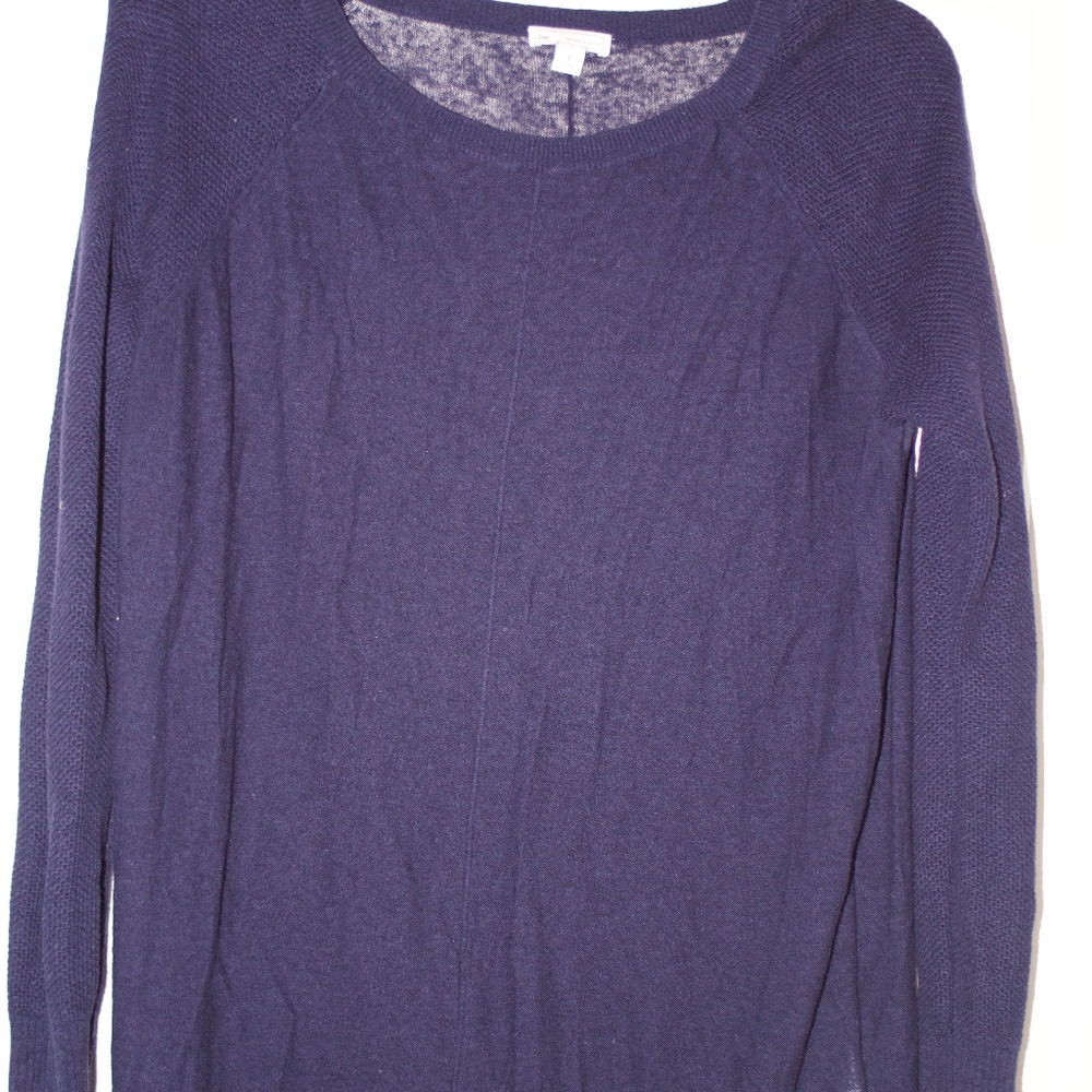Gap sweater
